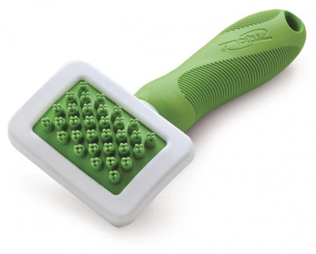 Щетка Триол Премиум М 31781020 15,9х,9,4см для животных массажная резиновая блист.